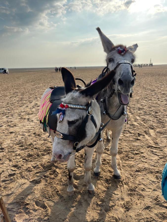 Beach Sunset 리탬 세인트 앤스 외부 사진